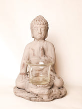 Laden Sie das Bild in den Galerie-Viewer, Buddha mit Lichtglas - Zement
